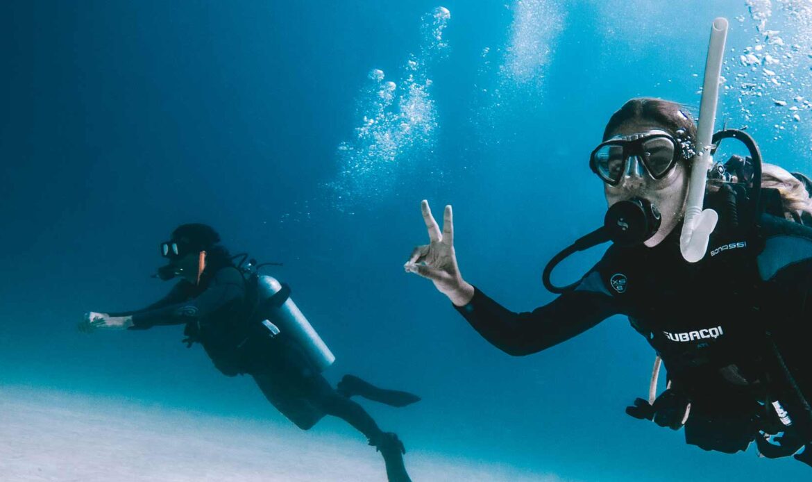 Diving Courses: Discover