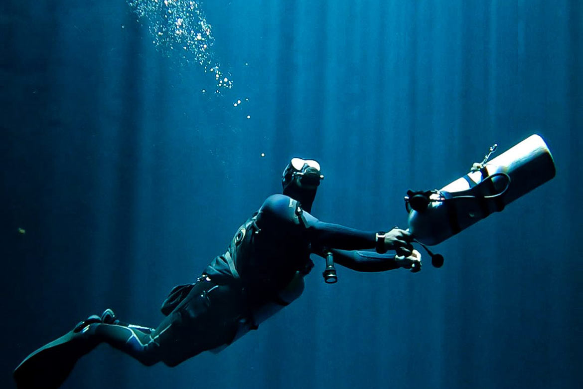 Omar diver instructor